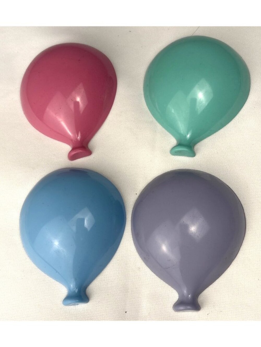 Set Burwood Products Balloon Wall Plaques Retro Decor Pink Blue Aqua Purple